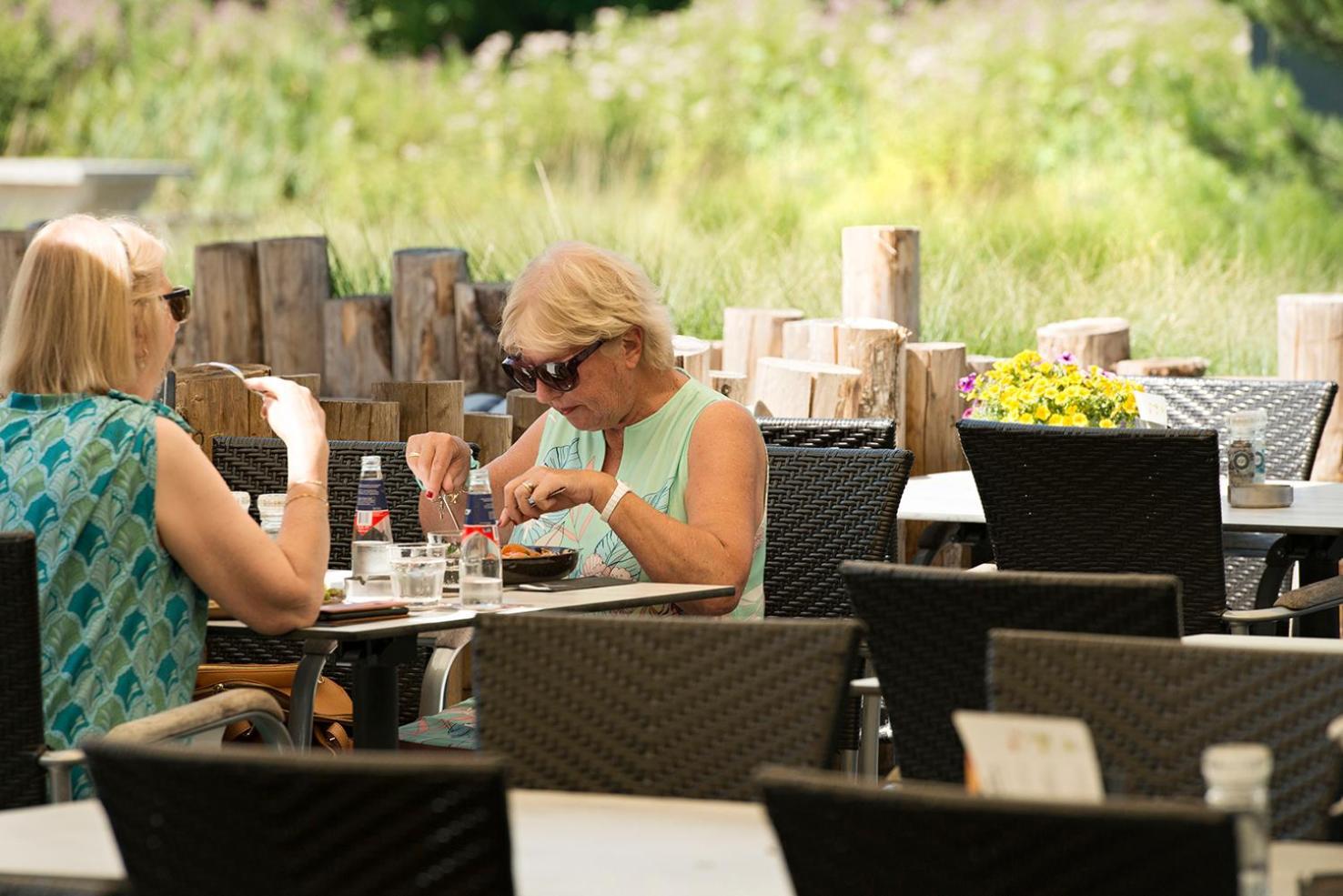 Hotel Strandhotel Duinoord 4*